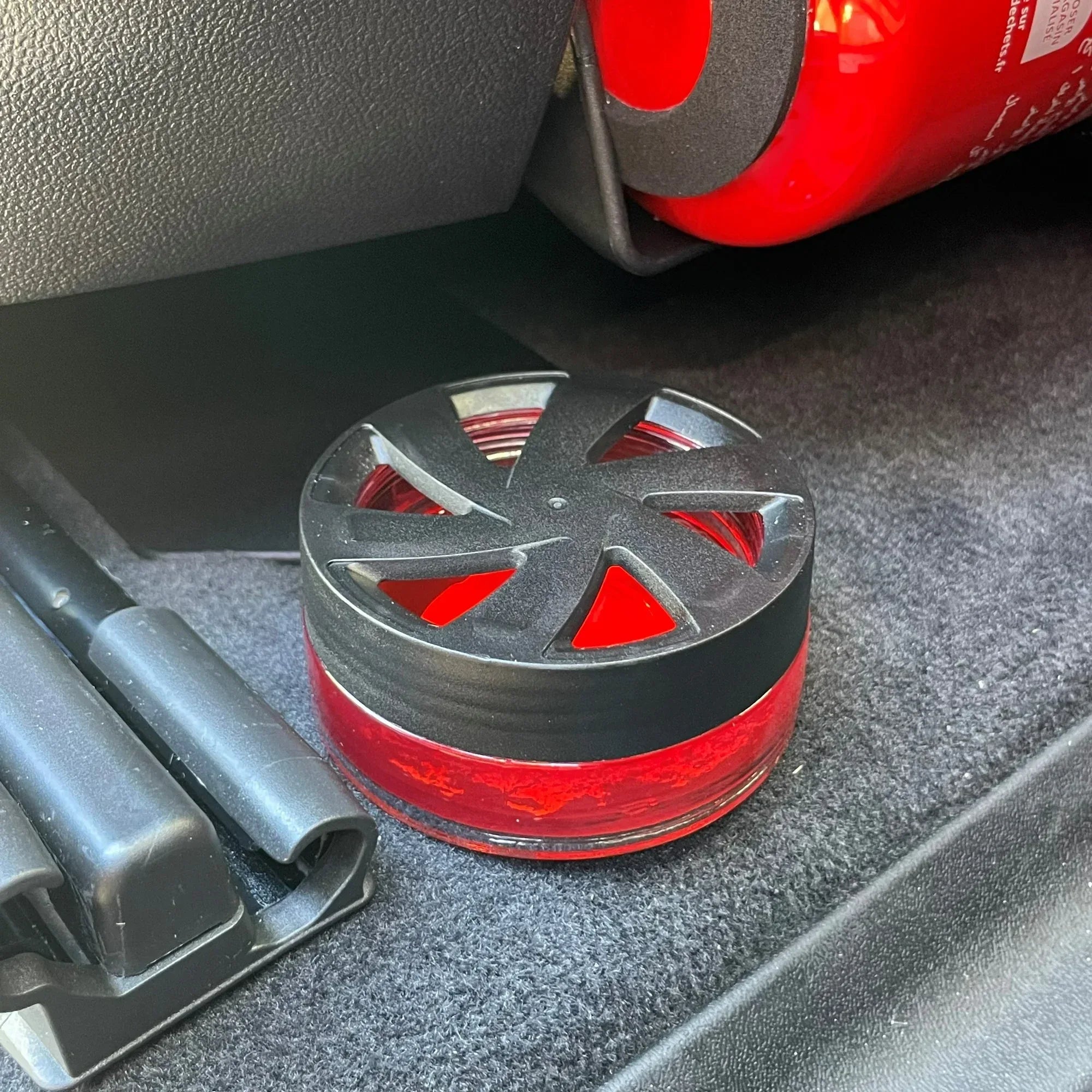 Wholesale Price with free shipping across the USA for Paradise Air Platinum Series Ultimate Gel 90 Air Freshener for use in Auto, Home, Office, Bathroom, 30g, Black Cherry - Manji Distributors