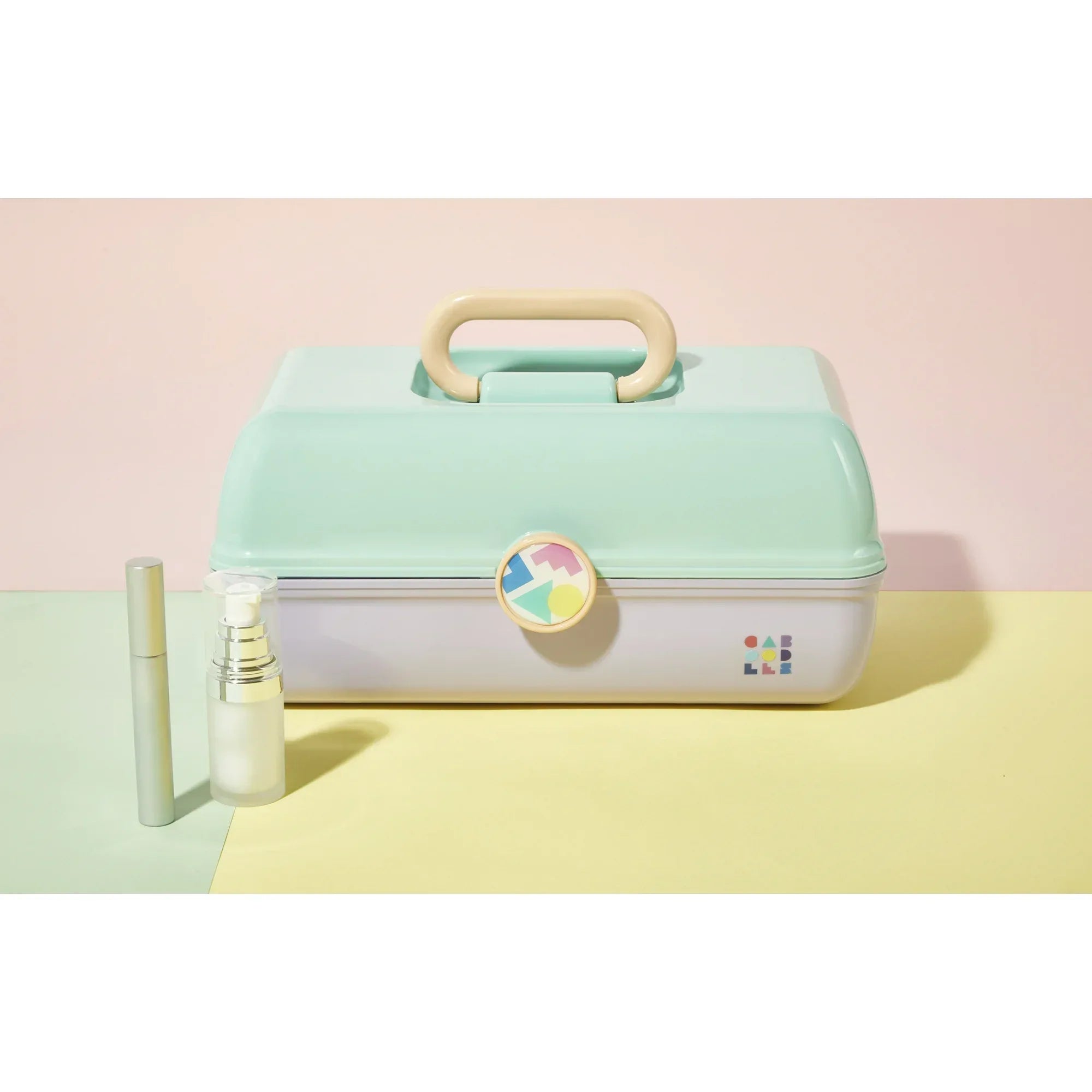 Wholesale Price with free shipping across the USA for Caboodles Vintage On the Go Girl Classic Case - Manji Distributors